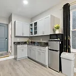 Stay At Luna On N 10Th St